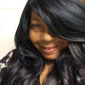 Meet your Posher, Beverly